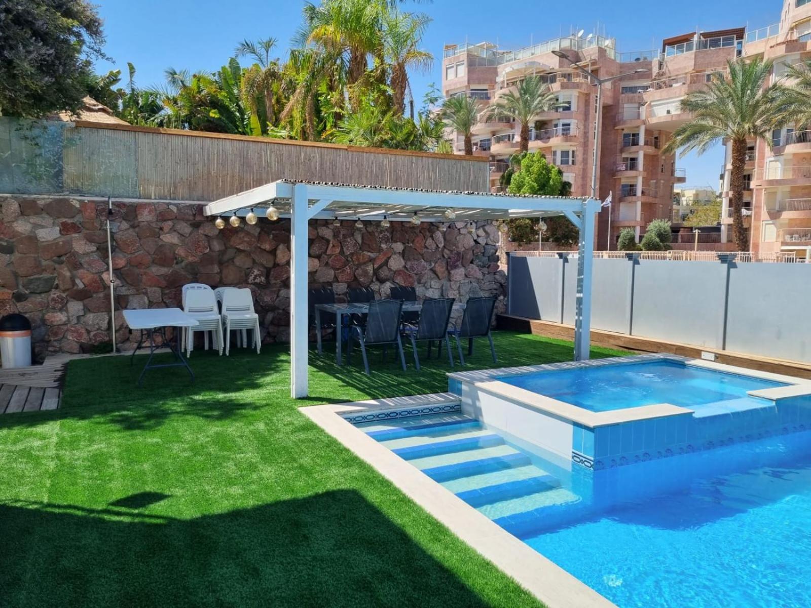 Villa With Heated Pool And Jacuzzi Sea View 300M Front Of The Beach Eilat Exterior foto