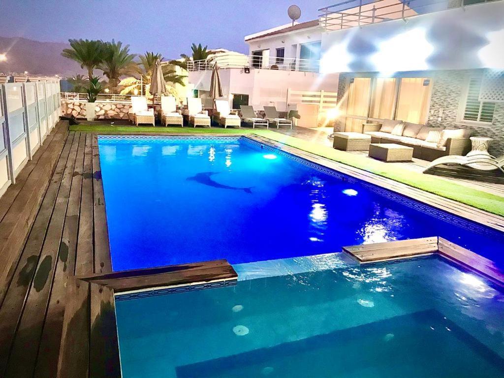 Villa With Heated Pool And Jacuzzi Sea View 300M Front Of The Beach Eilat Exterior foto